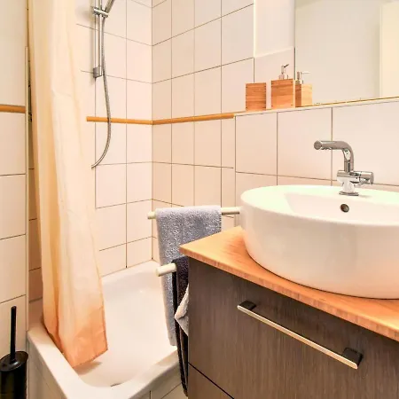 Modernes Mit Terrasse Auf Ruegen Apartment *