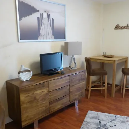 Modernes Mit Terrasse Auf Ruegen *