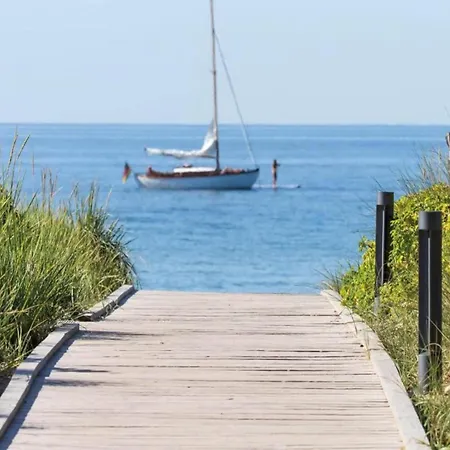 Apartment Modernes Mit Terrasse Auf Ruegen