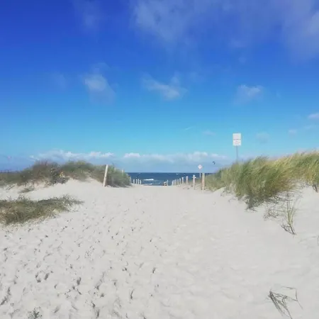 Modernes Mit Terrasse Auf Ruegen Apartment Wiek auf Ruegen