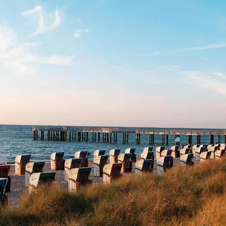 Modernes Mit Terrasse Auf Ruegen *
